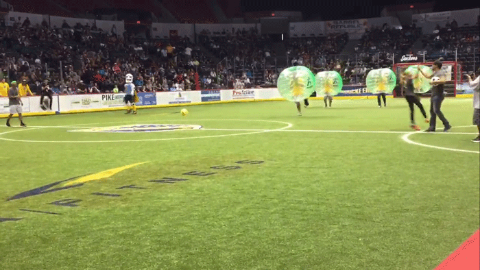 Bubble Soccer Club halftime highlights from Sockers final home playoff game this 2016/2017 season!